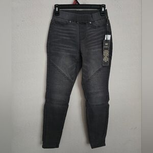 DG2 By Diane Gilman Ladies Classic Stretch Pull-On Moto Skinny Jeans